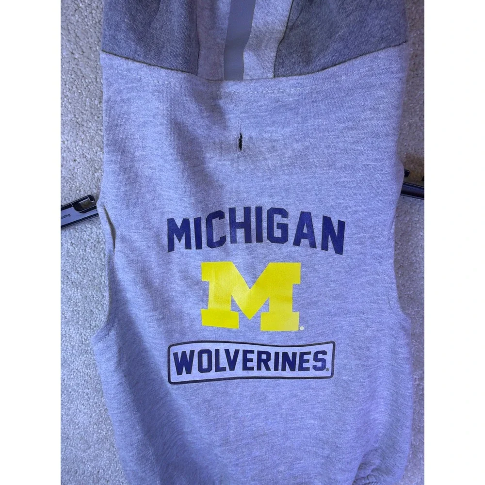 Little Earth Michigan Wolverines Pet Hoodie Dog Size‎ Large Gray Reflective NCAA